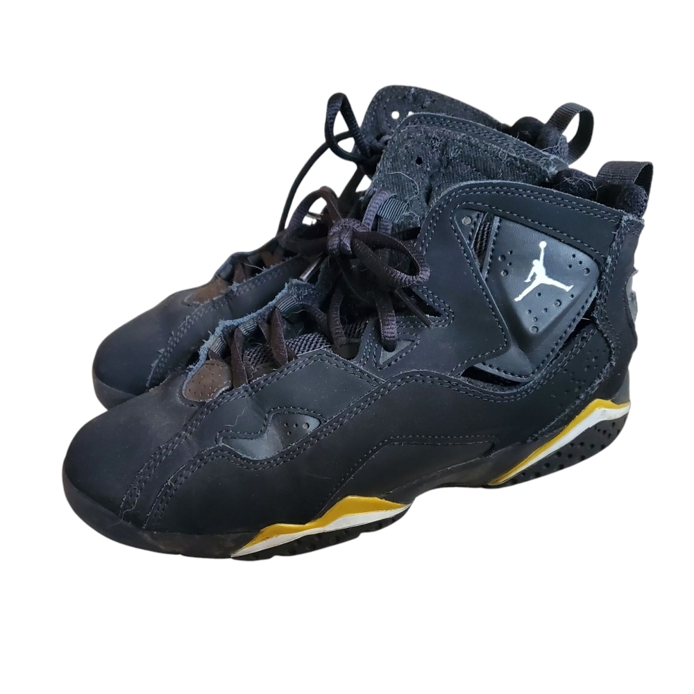 Air Jordan True Flight Black and Yellow Sneakers - Size 3y - Picture 4 of 8